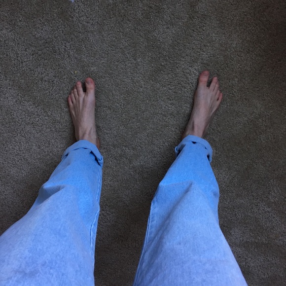 PERFECT Condition High-Waisted Bill Blass Denim - Picture 4 of 8